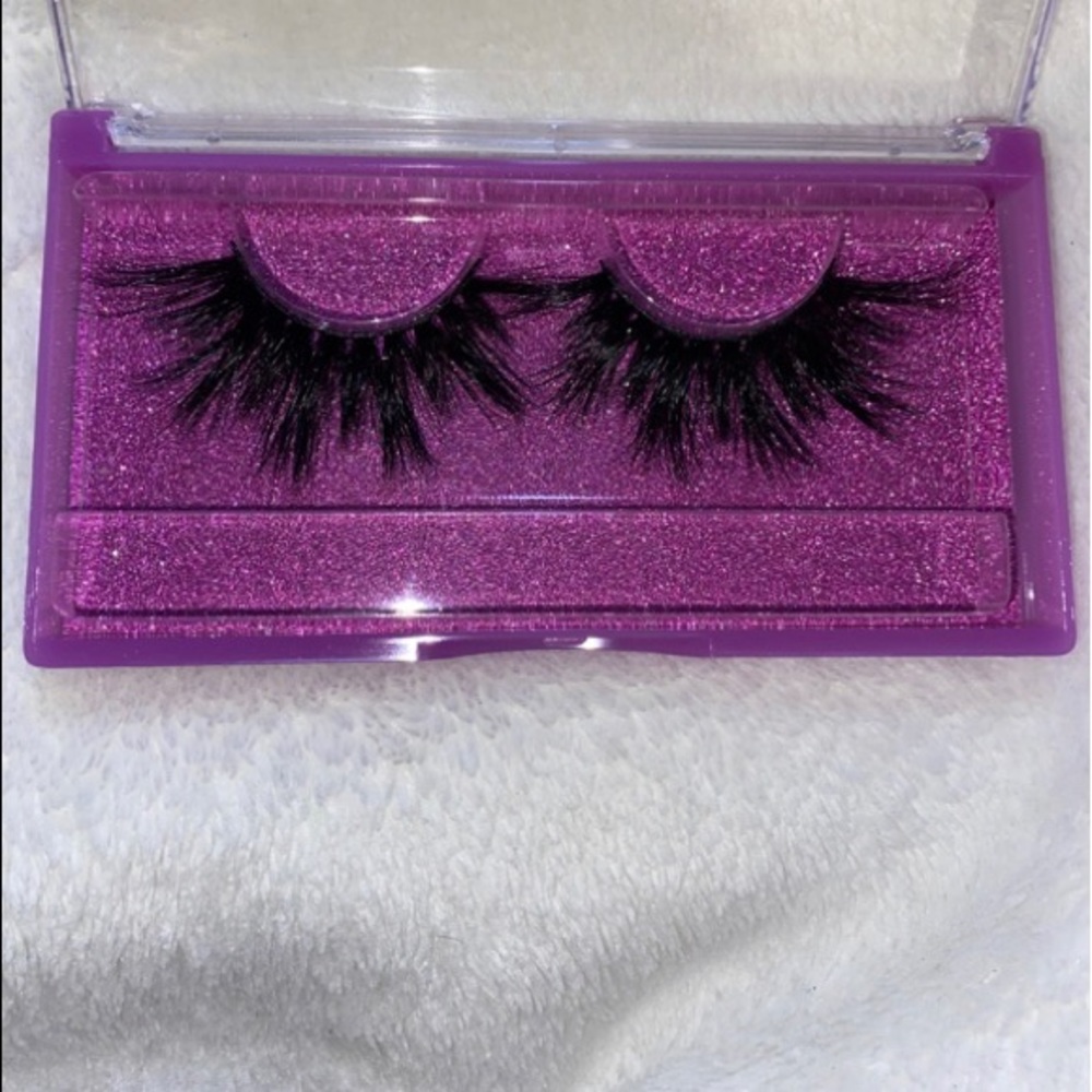 Montanez Beauty Supply Wispy Lashes